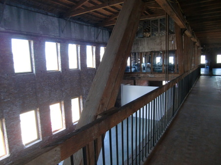 Enlarge photo 31