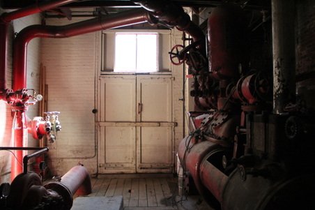 Enlarge photo 89