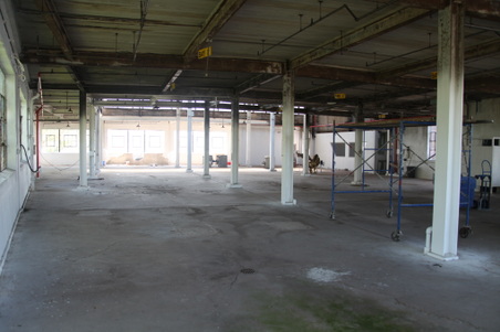 Enlarge photo 19
