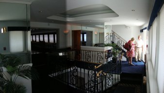 Enlarge photo 13
