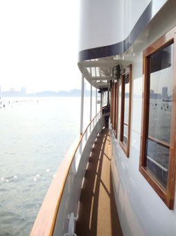 Enlarge photo 13