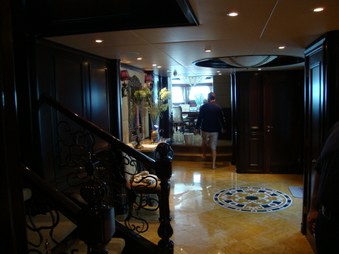 Enlarge photo 37