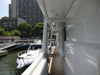 Enlarge photo 11
