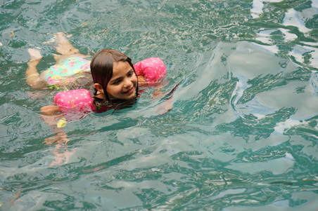Enlarge photo 80