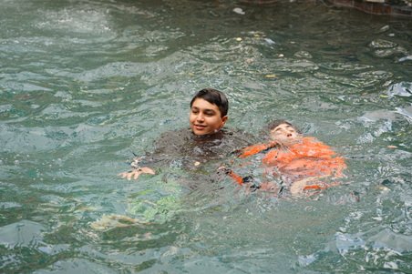 Enlarge photo 82