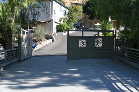 Enlarge photo 69