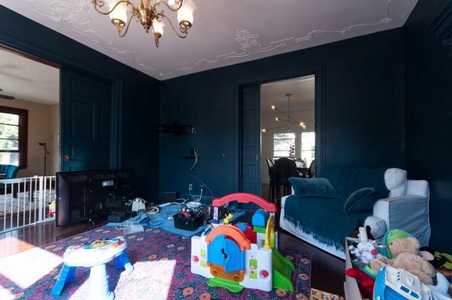 Enlarge photo 34