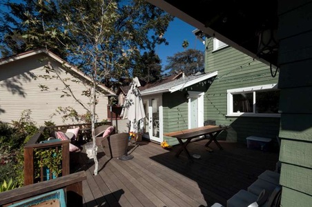 Enlarge photo 79
