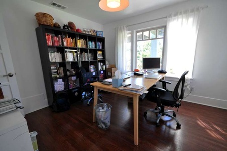 Enlarge photo 34