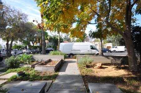 Enlarge photo 4