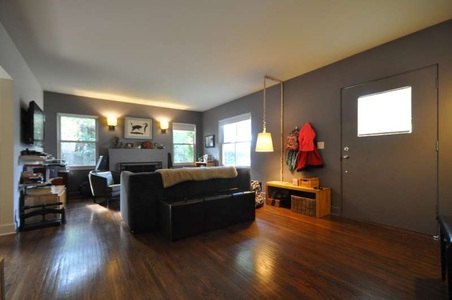 Enlarge photo 11