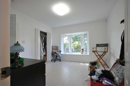 Enlarge photo 28