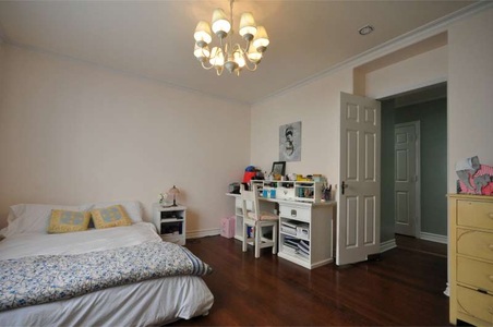 Enlarge photo 36