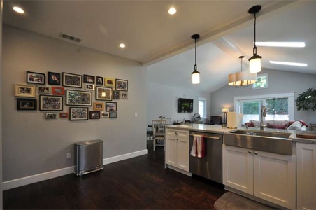 Enlarge photo 30