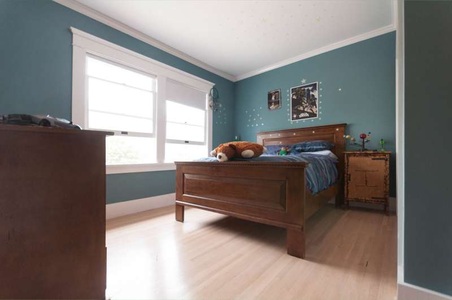 Enlarge photo 35