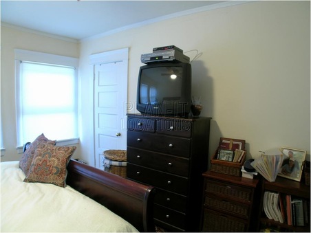 Enlarge photo 56