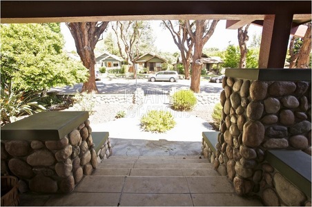 Enlarge photo 12