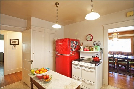 Enlarge photo 25