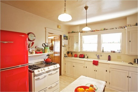 Enlarge photo 26