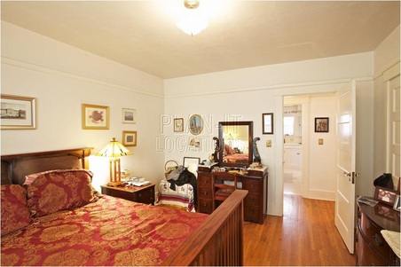 Enlarge photo 32