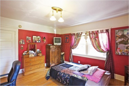 Enlarge photo 37