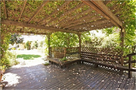 Enlarge photo 46