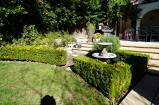 Enlarge photo 16