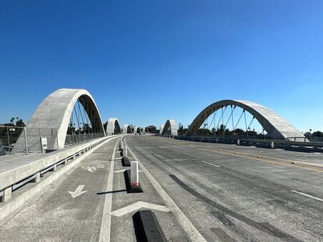 Enlarge photo 11
