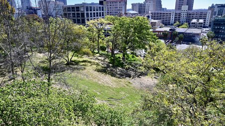 Angels Knoll Park (south Upper Grand)