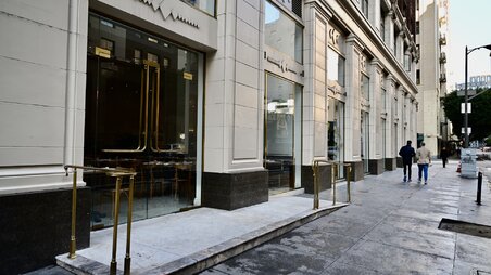 Bottega Louie (south of Upper Grand)