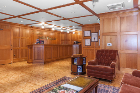 HBO OFFICE - "AFL Joni Office"