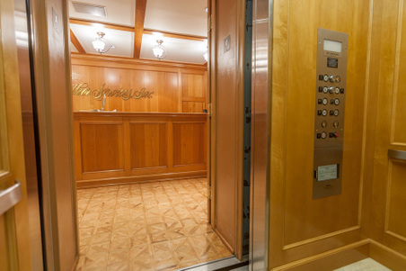 Enlarge photo 38