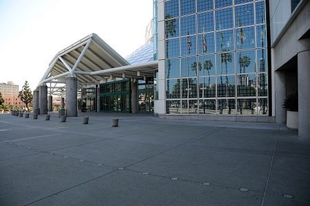 HBO OFFICE / AIRPORT -L A Convention Ctr