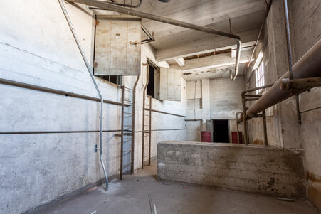 Enlarge photo 24