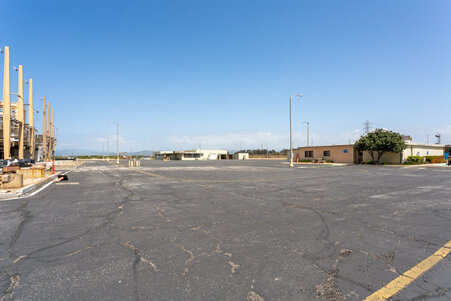 Enlarge photo 25
