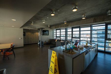 Enlarge photo 49