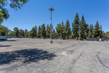 Enlarge photo 54