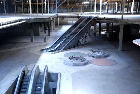 Hawthorne Mall