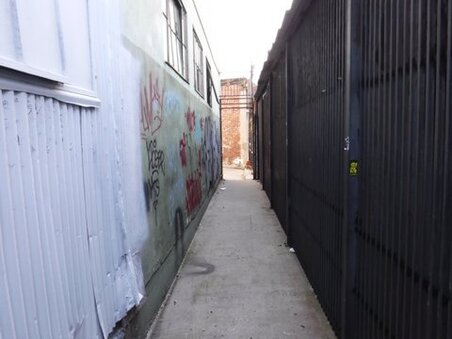 Enlarge photo 21