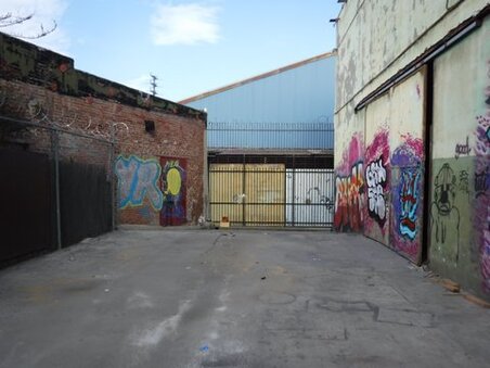 Enlarge photo 17