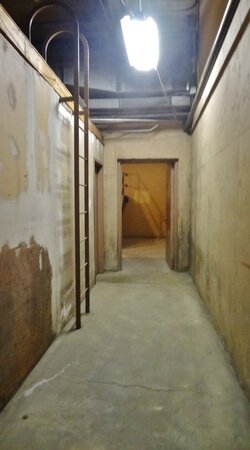 Enlarge photo 128