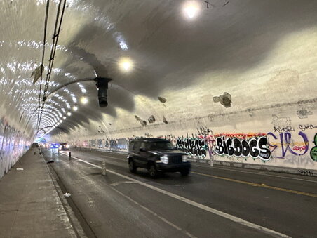 Enlarge photo 36