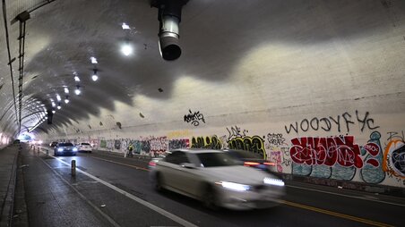 Enlarge photo 24