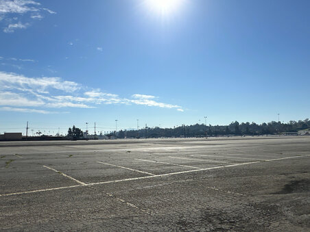 Enlarge photo 2
