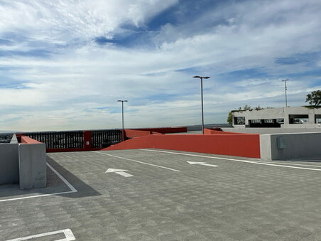 Enlarge photo 52