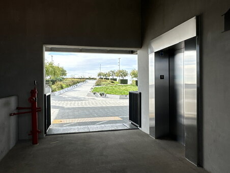 Enlarge photo 36