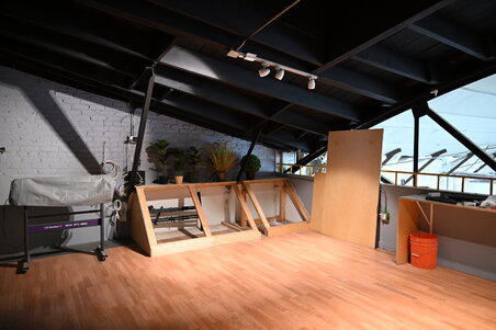 Enlarge photo 24