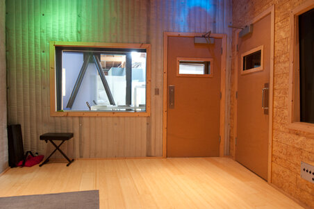 Enlarge photo 27