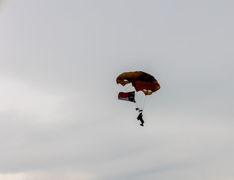Enlarge photo 130