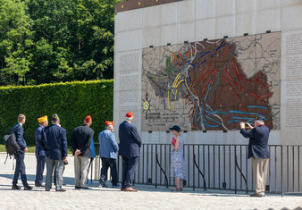 Enlarge photo 16